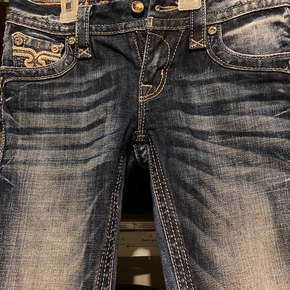 Women’s rock revival jeans - Picture 7 of 7